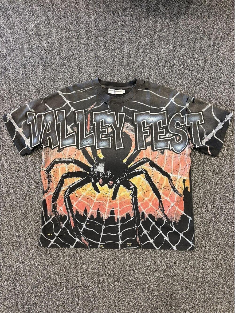 Vale Spider Tee Black